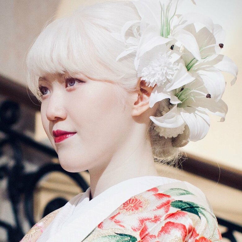 結婚式にて和装姿も披露