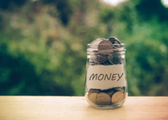 出産までにいくら貯金を？ワーママ305人の家計事情を調査