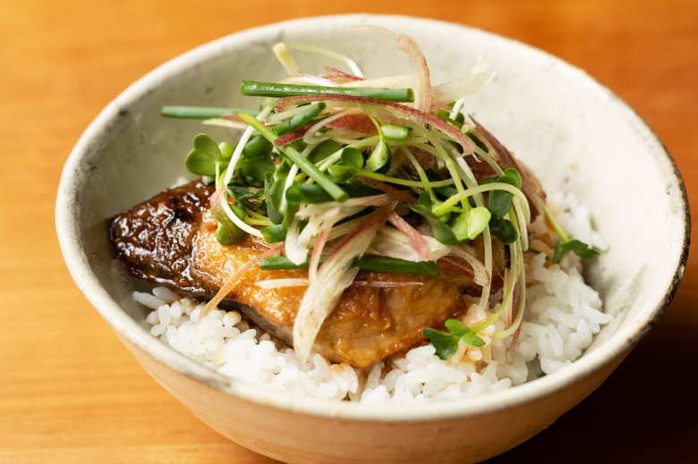 タサン志麻さんの「タレご飯も美味い！ぶりの照り焼き丼」レシピ