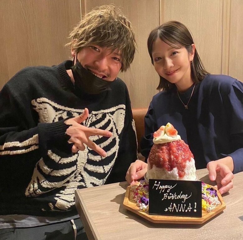 妻の本郷杏奈さんのお誕生日を祝うりんたろー。さん