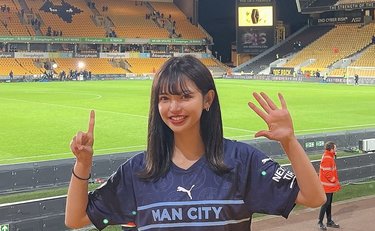 「全財産つぎ込む」サッカー観戦にハマる28歳女性の生活「英語の学び直しもしてます」