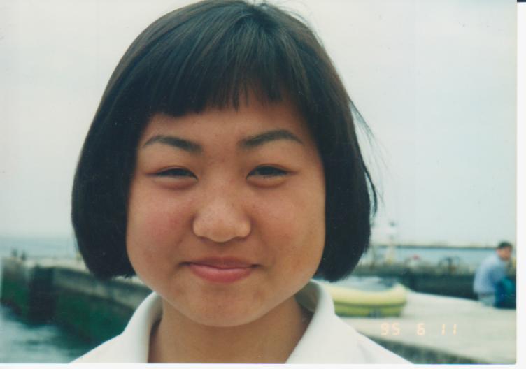 95年、高校時代。髪型は今と変わらないスタイル