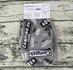 セリア「ペットボトルカバー 2L用」夏の水分補給に携帯必須!?