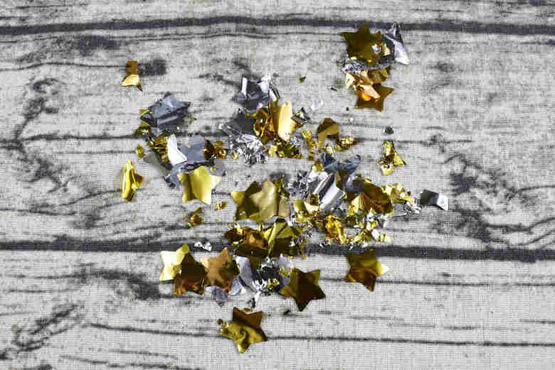 ダイソーのおすすめ商品「パーティー紙ふぶき」の商品画像