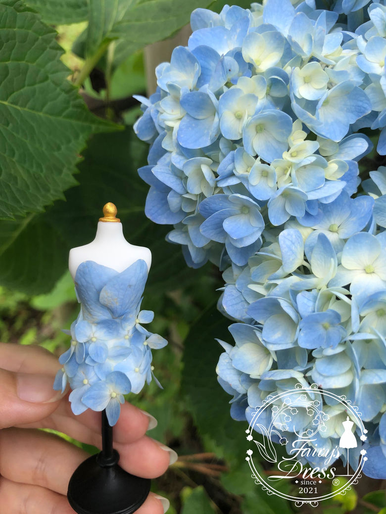 2021年5月、大きな反響があった紫陽花のドレス