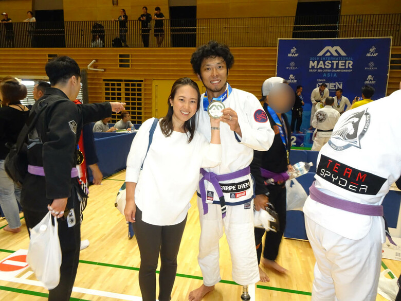 夫のブラジリアン柔術の大会に帯同する高畑さん
