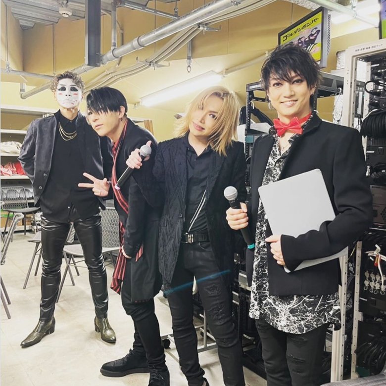 ゴールデンボンバーを結成してから、早20年！