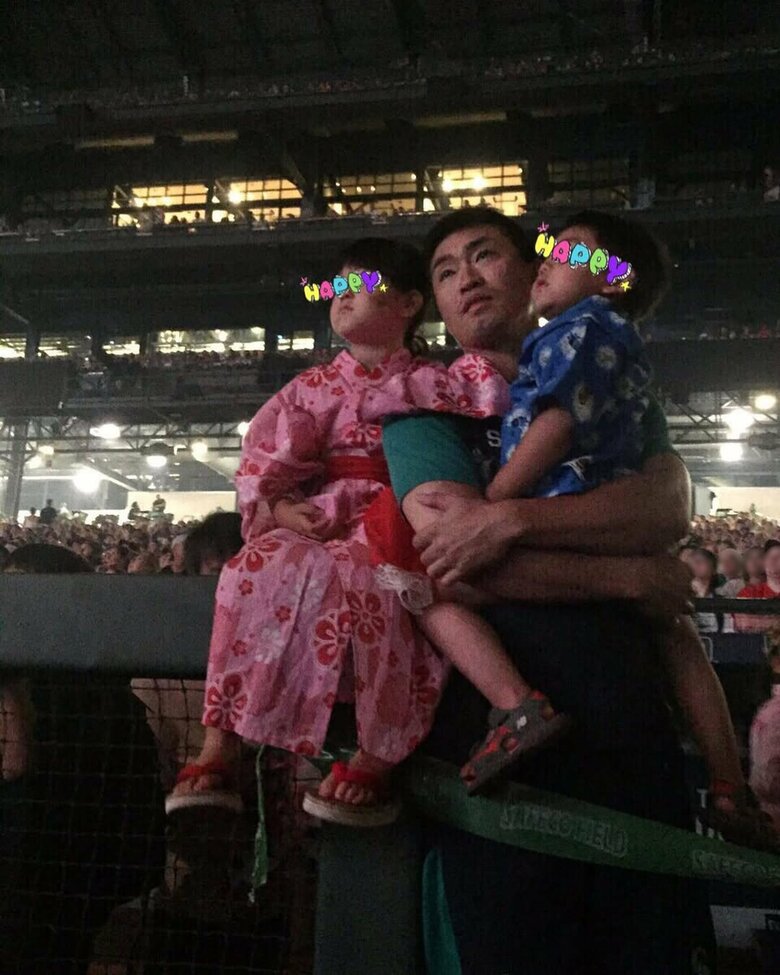 夫の元プロ野球・青木宣親選手は子煩悩