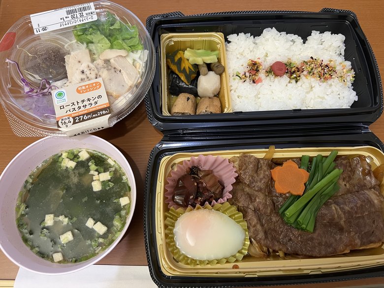 入院中に夫から差し入れしてもらったお弁当。食欲が増して1食でこれだけの量を食べることも