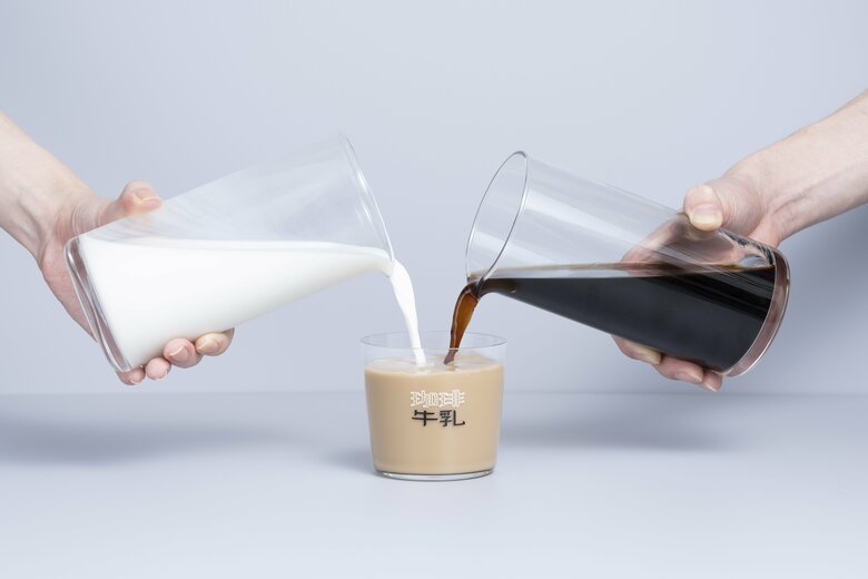 このコップでコーヒー牛乳を飲みたい！と話題に