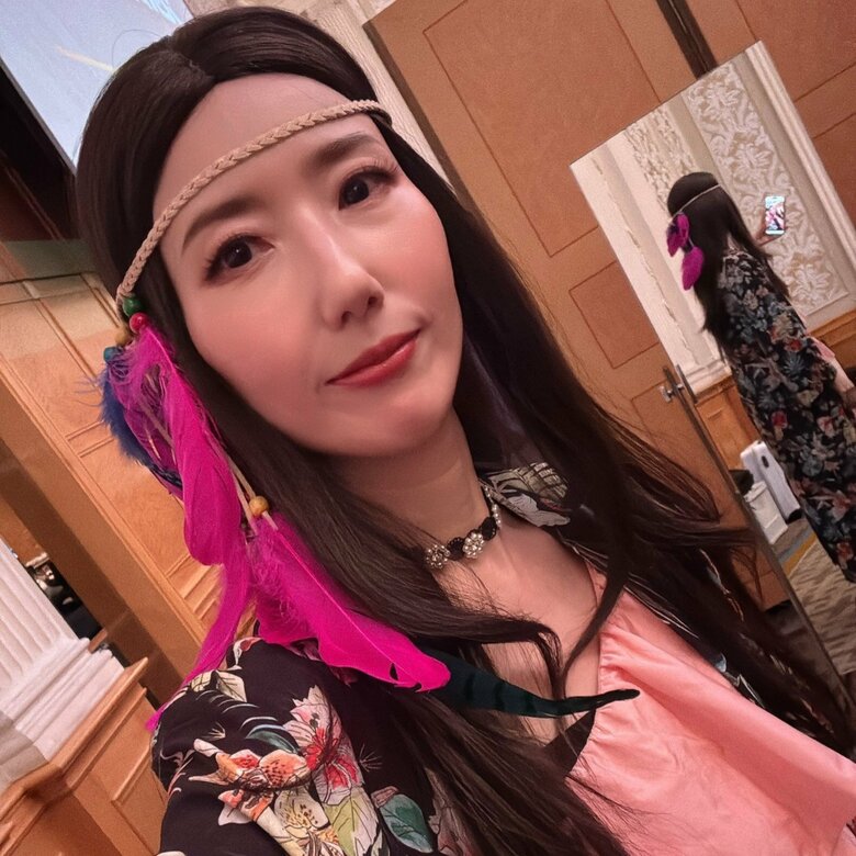 Superflyのものまねの衣装で
