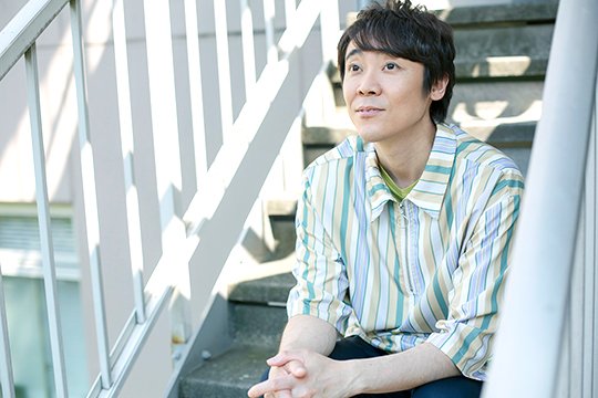 小林よしひさ