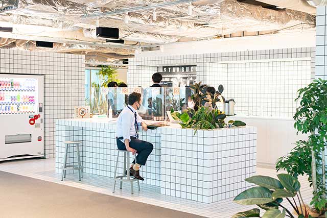 リセットスペース２：自販機をあちこちに点在させることで、偶発的なコミュニケーションが生まれる。