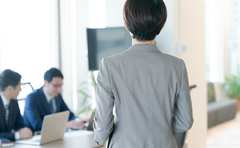 すでにあるグループの輪に入れる人と入れない人の決定的な違い