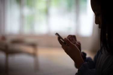 子ども同士のSNSトラブル…巻き込まれる子の意外な共通点