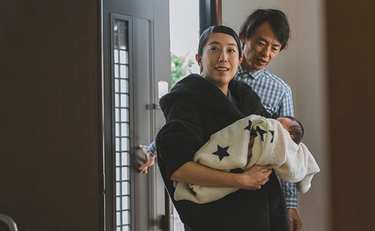 意外と悩む、実家への「里帰り出産」のお礼…しないのもアリ？