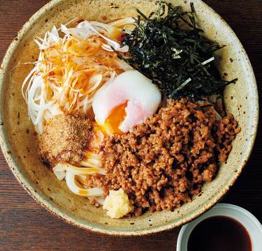 「旨辛まぜ釜玉うどん」のレシピ【おうちで丸亀製麺】