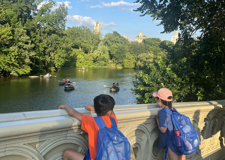 ニューヨークのセントラルパークにて