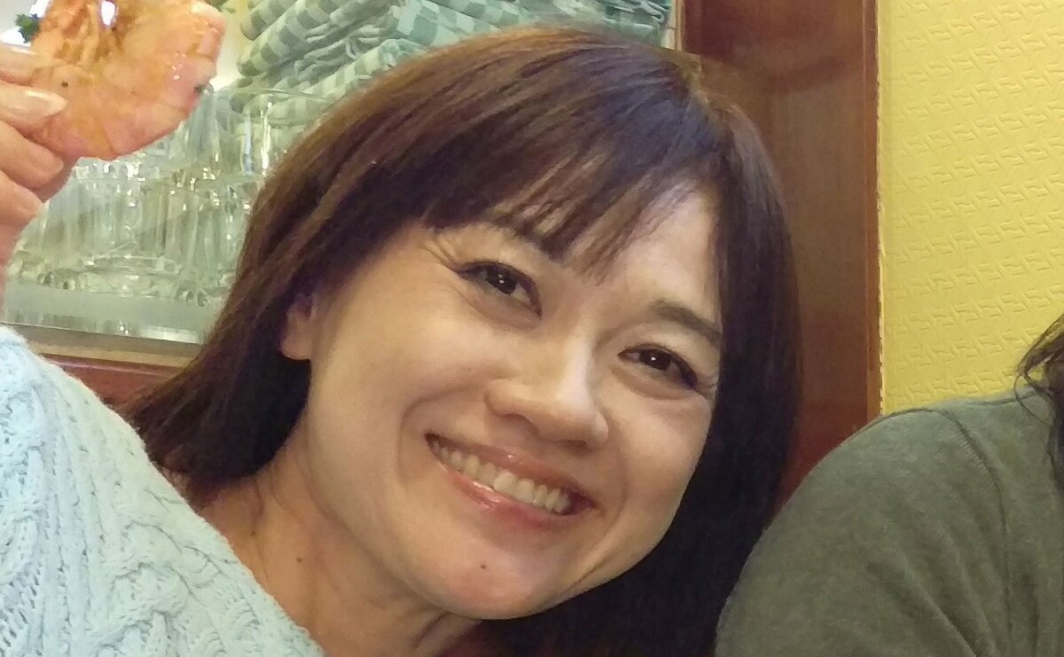 山本 由美子
