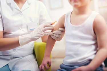 子どもの「インフルエンザ予防接種」受けるべき時期と注意したい点