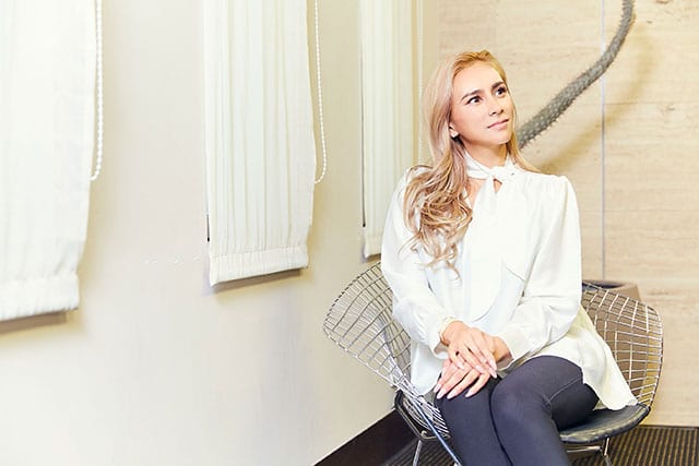 ママのポジティブさに戸惑った日もあったと語るMALIA.さん