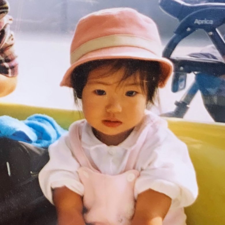 2歳のころのいしづかさん。幼少期は食が細かったそう