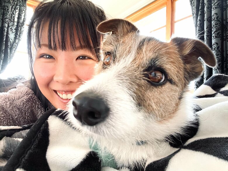 可愛いが溢れてる！ニュージーランドにて犬との２ショット