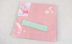 ダイソー「テーブルペーパー帯付」SNS映え確実!?「食卓が華やかになった」