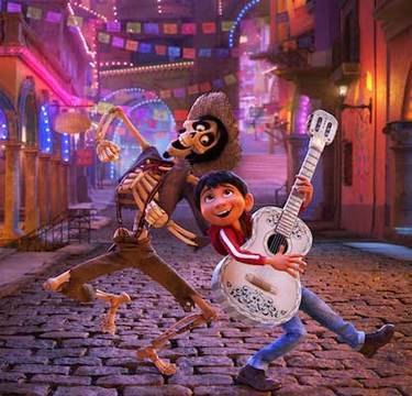 特別編｜映画コメンテーターが厳選！年末年始にママに捧ぐ映画BEST３