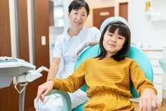 乳歯がくっついて生える「癒合歯」放置できない〝永久歯への影響〟