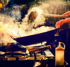 使うだけでシェフ並みの腕前に!?テレビ放送された「魔法のフライパン」が大反響！