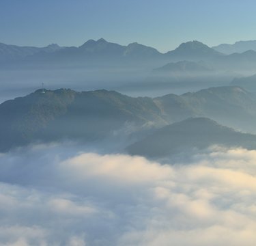 芸能人もお忍びで参拝!?国際結婚の神様で有名な「荒立神社」