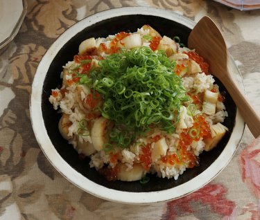 焼きほたてご飯いくらのせレシピ