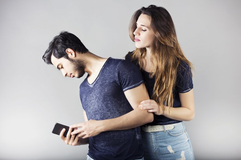 Mobile problem between couple