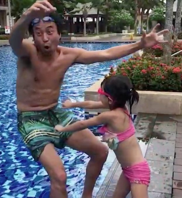 家族とはとっても仲良し！中学生と小学生のお子さんふたりのパパでもあり、子煩悩なワッキーさん（ワッキーInstagram【@japan_wacky】より引用）