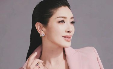 「ママがミカちゃんと遊んだらダメだって」アン ミカ、壮絶ないじめに遭った小学時代から、病室で語った「母への言葉」