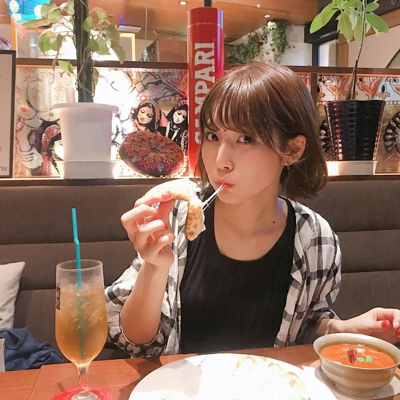 大学時代。食べた後に吐いてしまうことも(Instagramより)