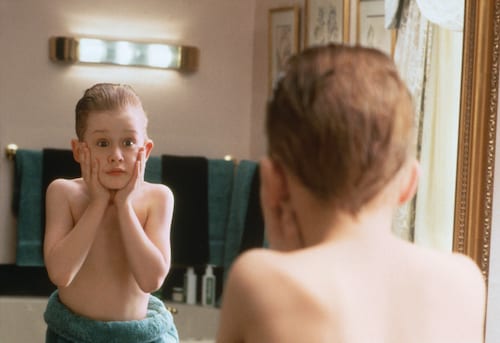 © 1990 Twentieth Century Fox Film Corporation.