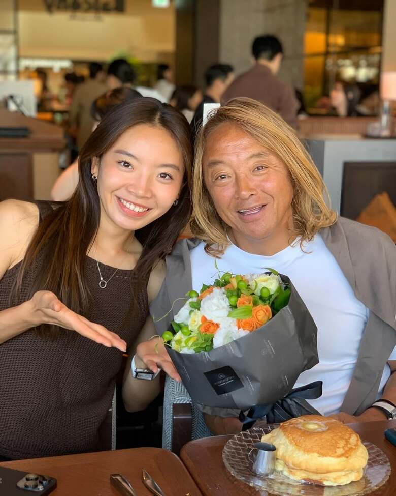 娘さんとは大の仲良し。父の日の親子ショット