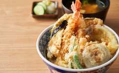 カンニング竹山さん絶賛の「ザックザク天丼」美味しさのワケは