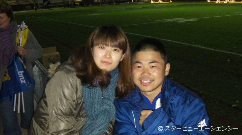 夫・田中史朗さんが三洋電機ワイルドナイツ時代に試合の応援に駆けつけた智美さん