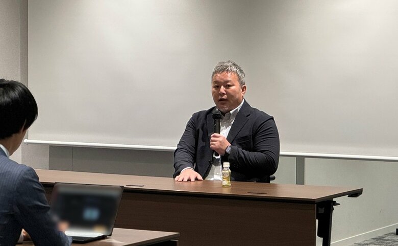 「挫折からの挑戦」等をテーマに、企業での講演会も行っている