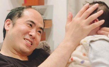 トレエン斎藤の妻「浮気がバレてキッズ携帯を持った夫」が、今では真っすぐ帰宅する。夫婦関係が変化した訳