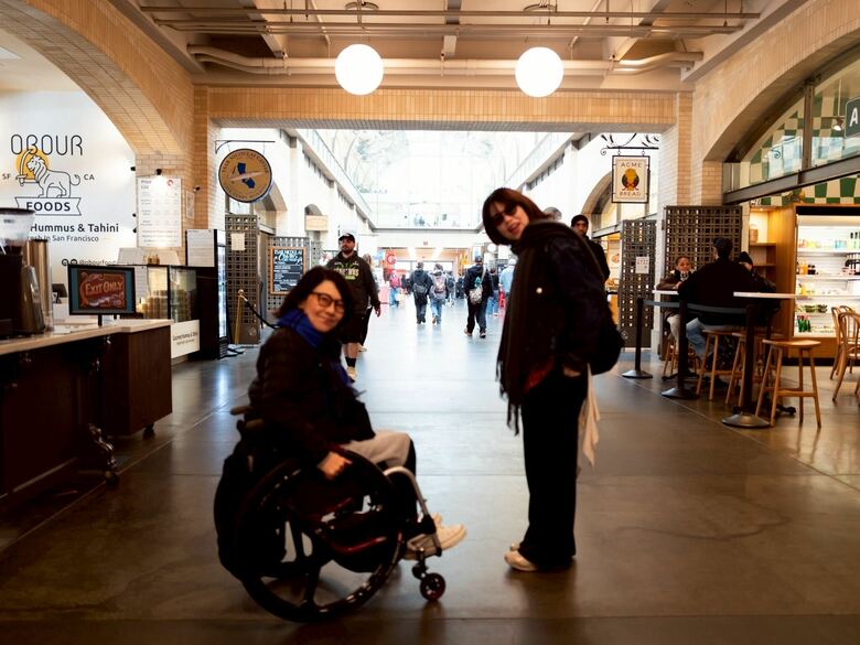 年間180の講演を行ったことも娘と車いすで旅行へ