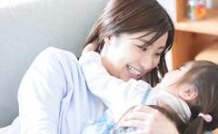 「ママ」呼びは何歳まで？小学生までにお母さんに変えさせるべきか