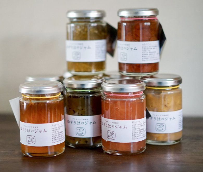 虐待の被害のトラウマなどで一般就労が難しい人たちと一緒にジャムを作る「ゆずりは工房」のジャム製品