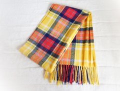 ママこそ取り入れたい”タータンチェック”で華やかコーデ