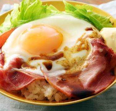 ハムエッグ丼レシピ「美味しすぎて毎朝こればかり食べたい」