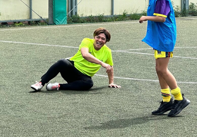 「笑顔が素敵！」運営するサッカースクールのフェスティバルでの大久保嘉人さん