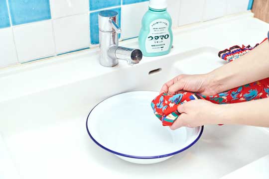 ウタマロリキッドで色柄物を洗う方法